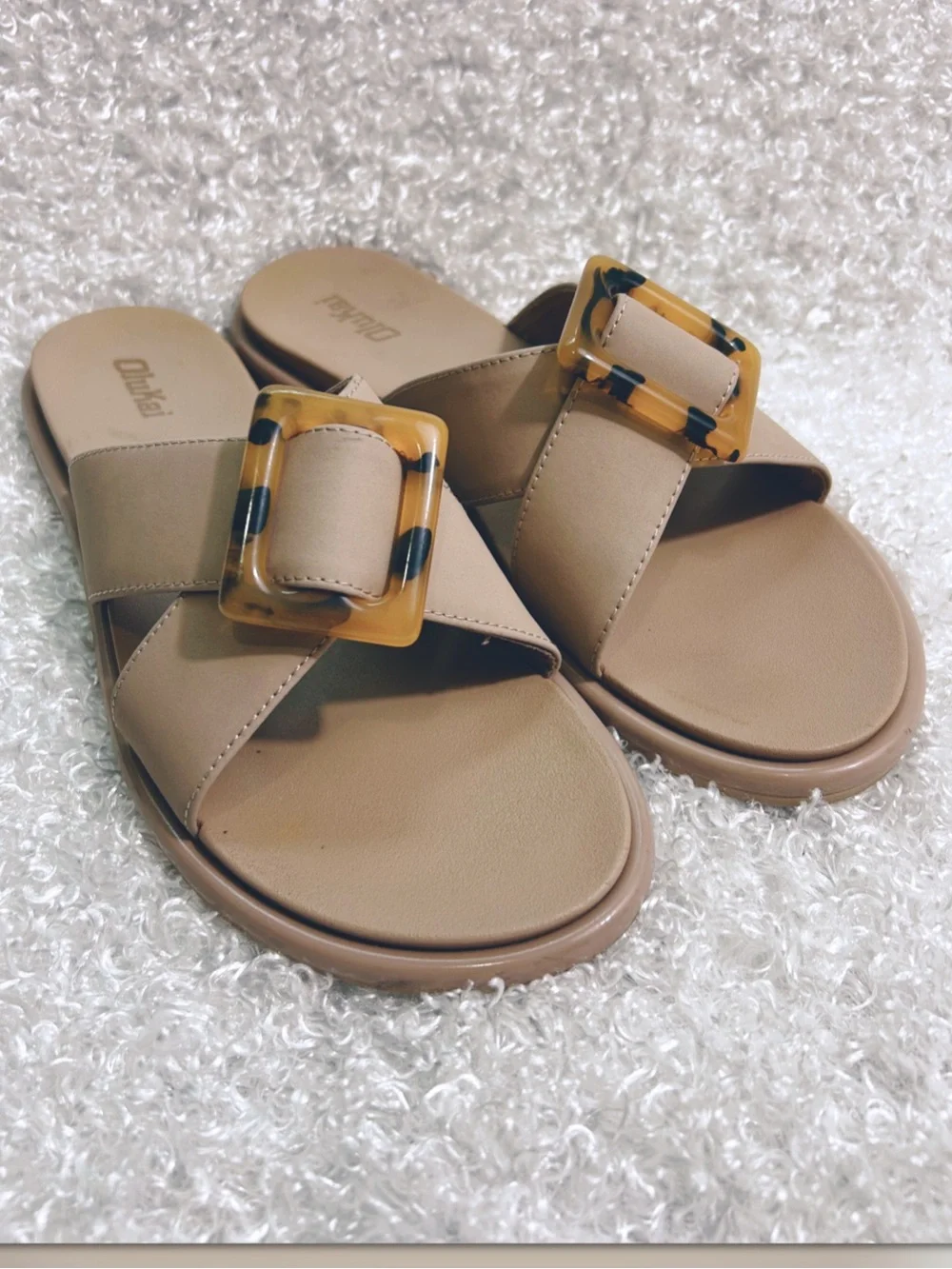 OluKai Womens La’i Taupe Slide Sandals